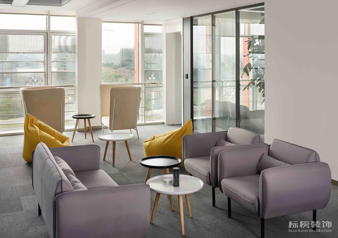 辦公室裝修費用一般是多少錢？