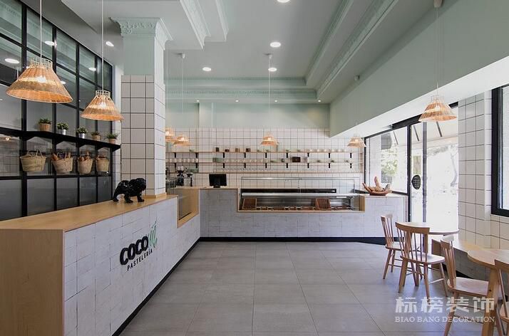 店鋪裝修：奶茶店如何裝修？5個技巧讓你生意興?。? /></div>
                </a>
                <i></i>
                <h4><em>12-11</em><span>2019</span></h4>
            </dt>
            <dd>
                <h5>
                    <a href=